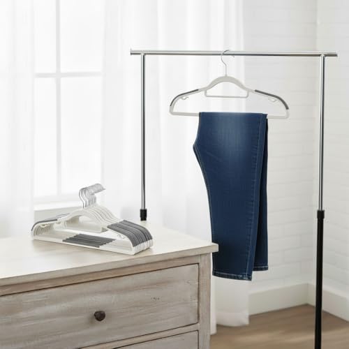 50% Off 30 Pack Non-Slip Plastic Hangers for Closet - Image 5