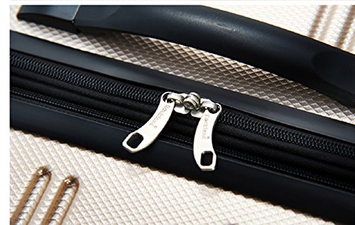 75% Off Rockland Melbourne 2-Piece Hardside Luggage Set - Image 4