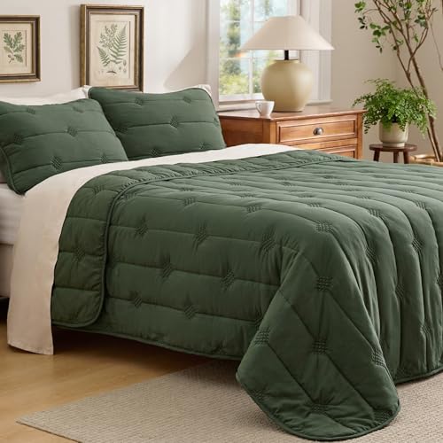 Up to 33% Off Bedsure Queen Quilt Set - Ultra Soft & Breathable - Image 4