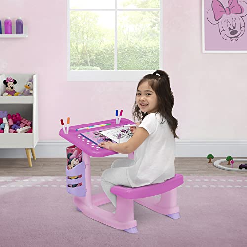 10% Off Disney Minnie Mouse Art Desk with Markers - Image 4